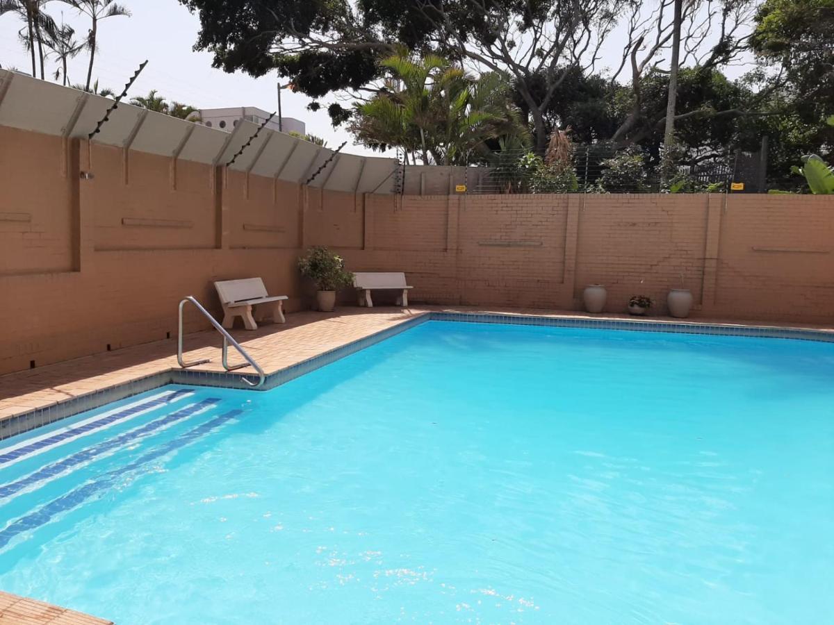 305 Hawaan View Apartment